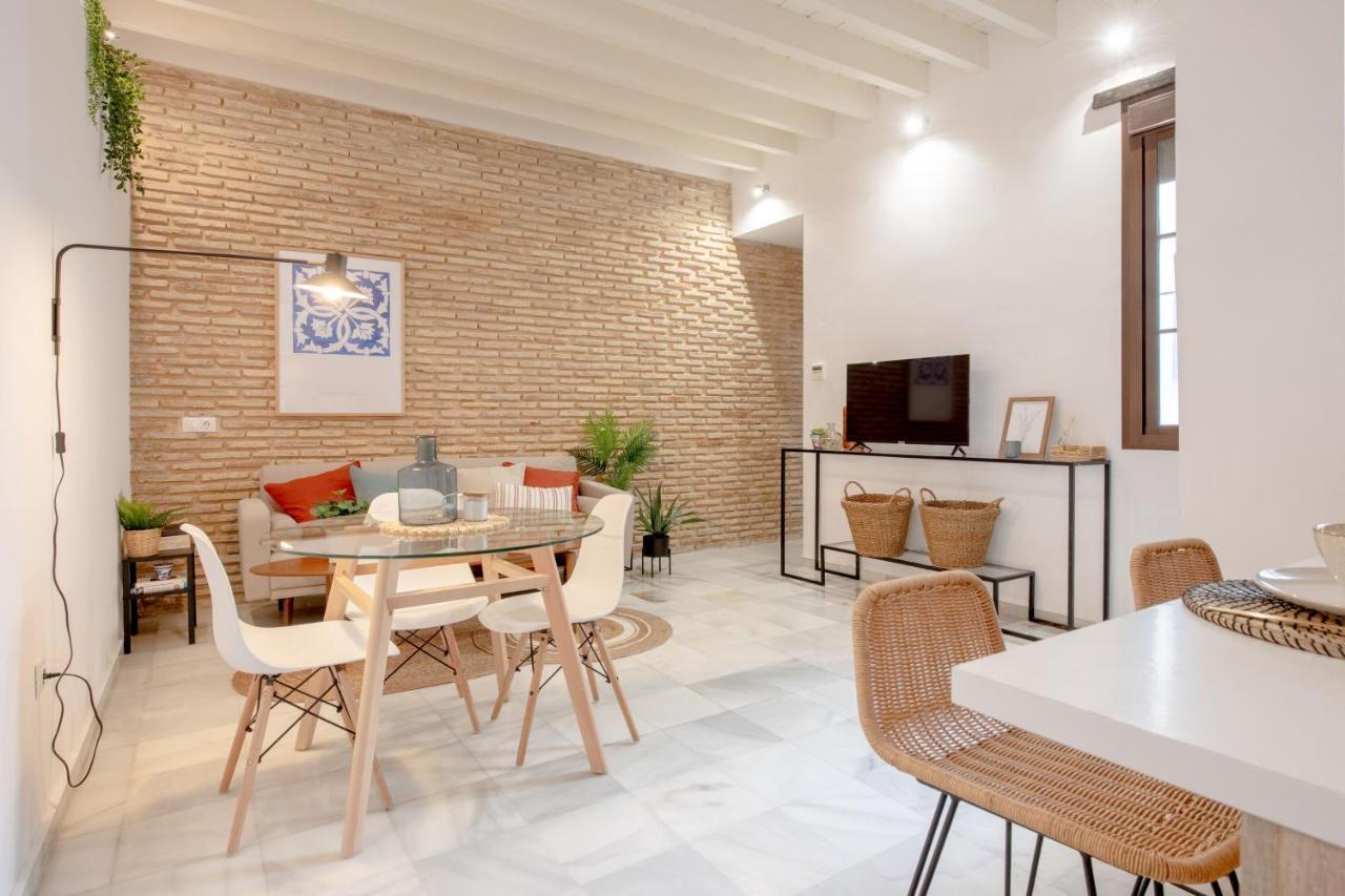 Home2Book Amelia'S Pottery, Triana Sevilla Exterior foto